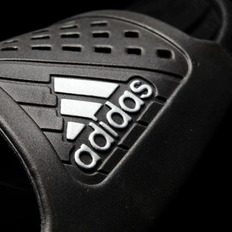 Adidas รองเท้าแตะ Kyaso Slides | Core Black/Metallic Silver/Core Black ( S78121 ) - Image 6