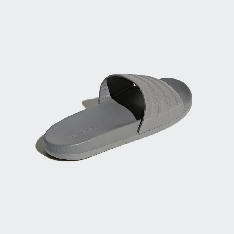 Adidas รองเท้าแตะ Adilette Comfort Slides | Grey Three/Grey Three/Grey Three ( S80977 ) - Image 3