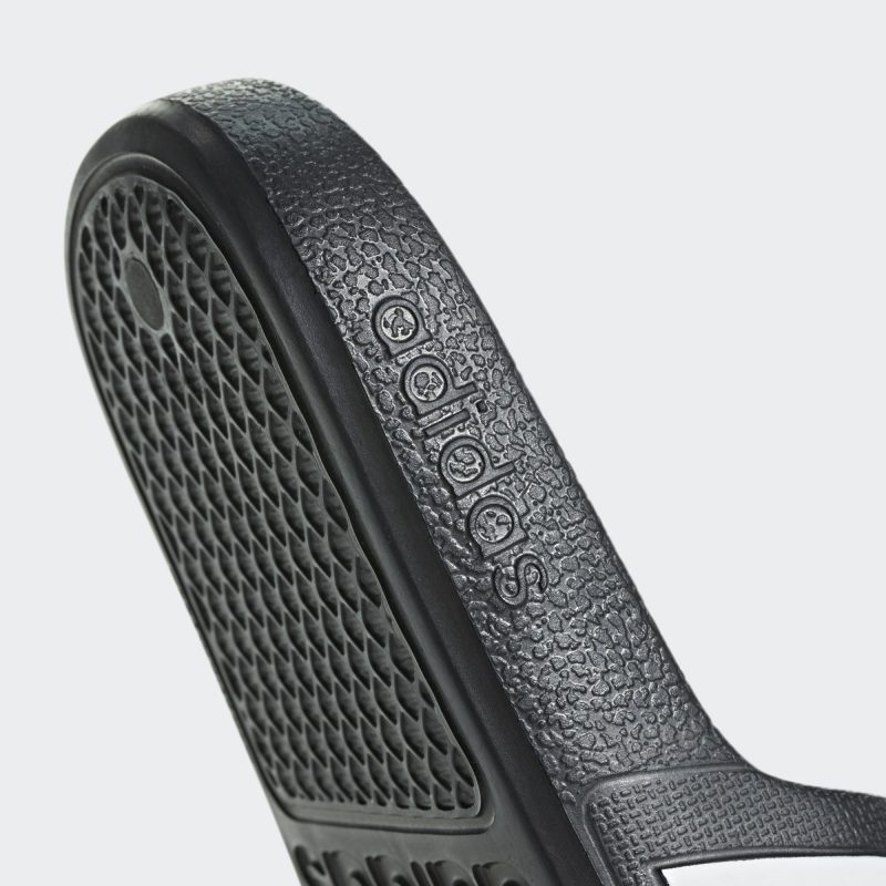 Adidas รองเท้าแตะเด็ก Adilette Aqua Slides Kids | Core Black/Cloud White/Core Black ( F35556 ) - Image 8