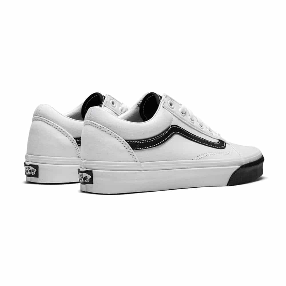 Color block old skool hotsell vans white and black