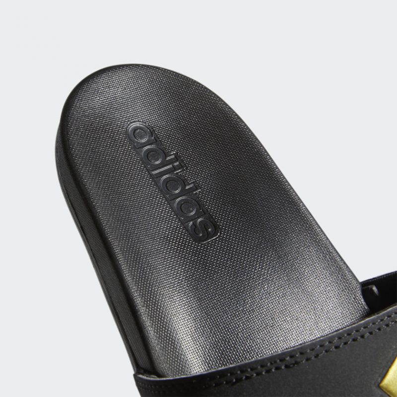 Adidas รองเท้าแตะ Adilette Comfort Slides | Core Black/Gold Metallic/Core Black ( B41742 ) - Image 8