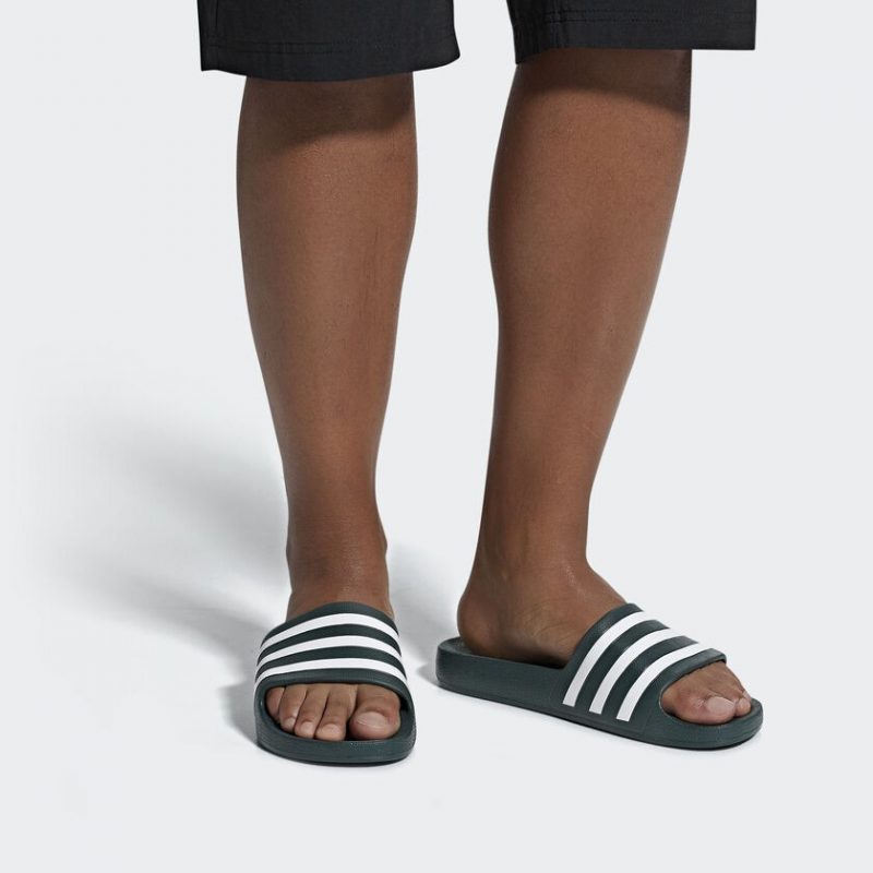 Adidas รองเท้าแตะ Adilette Aqua Slides | Legend Ivy/Cloud White/Legend Ivy ( F35537 ) - Image 10