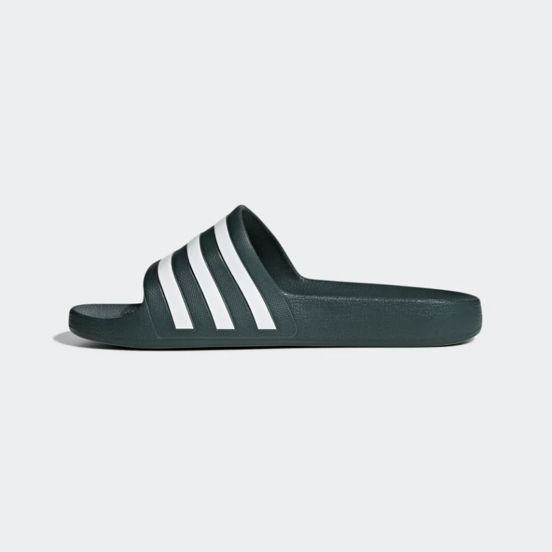 Adidas รองเท้าแตะ Adilette Aqua Slides | Legend Ivy/Cloud White/Legend Ivy ( F35537 ) - Image 4