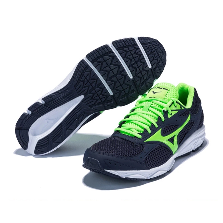 Mizuno spark clearance 3