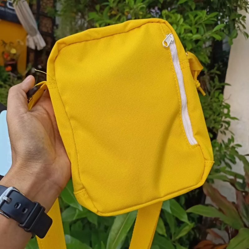 Converse กระเป๋าสะพายข้าง Chuck Mini Bag | Yellow ( 1619909F0YE ) - Image 10