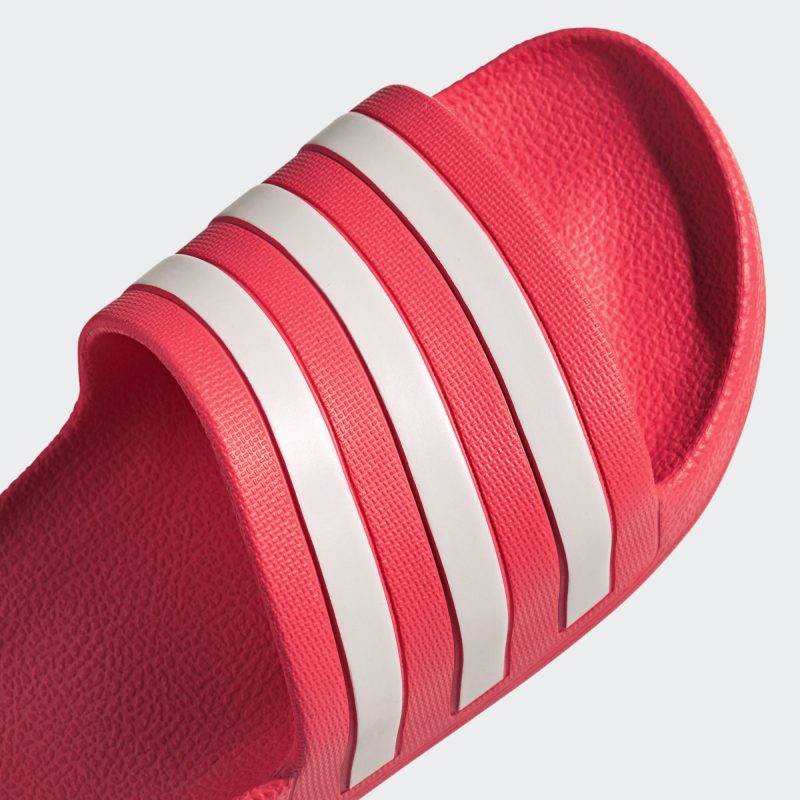 Adidas รองเท้าแตะ Adilette Aqua Slides | Signal Pink/Cloud White/Signal Pink ( FW4292 ) - Image 9