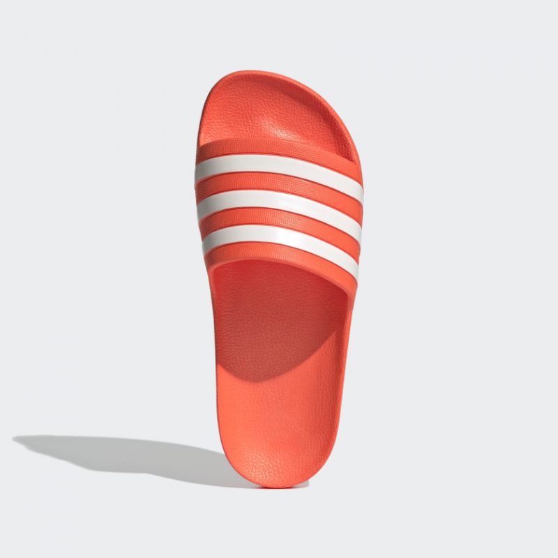 Adidas รองเท้าแตะ Adilette Aqua Slides | Solar Red/Cloud White/Solar Red ( FY8096 ) - Image 5