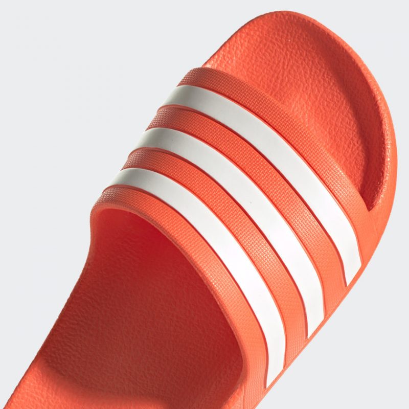 Adidas รองเท้าแตะ Adilette Aqua Slides | Solar Red/Cloud White/Solar Red ( FY8096 ) - Image 7