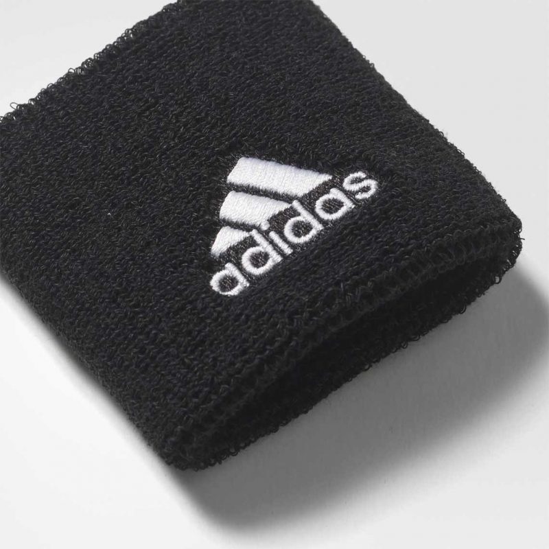 Adidas ปลอกรัดข้อมือเทนนิสแบบสั้น Tennis Wristband Small | Black/White ( CF6280 ) - Image 6