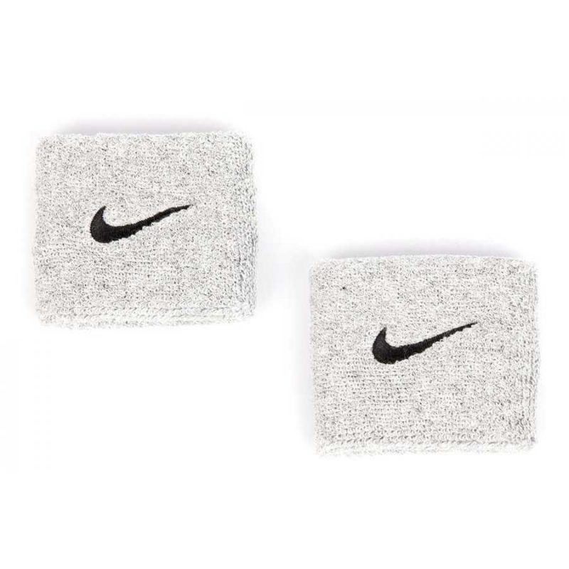 Nike ปลอกรัดข้อมือเทนนิสแบบสั้น Swoosh Wristbands | Grey/Black ( N.NN.04.051 ) - Image 11