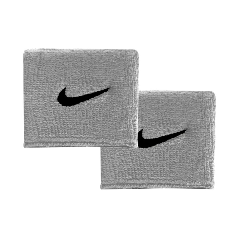 Nike ปลอกรัดข้อมือเทนนิสแบบสั้น Swoosh Wristbands | Grey/Black ( N.NN.04.051 ) - Image 8