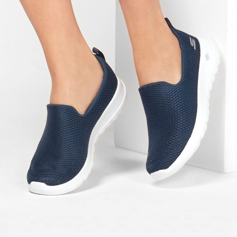 Skechers รองเท้าเดินผู้หญิง GOwalk Joy | Navy/White ( 15600-NVY ) - Image 14