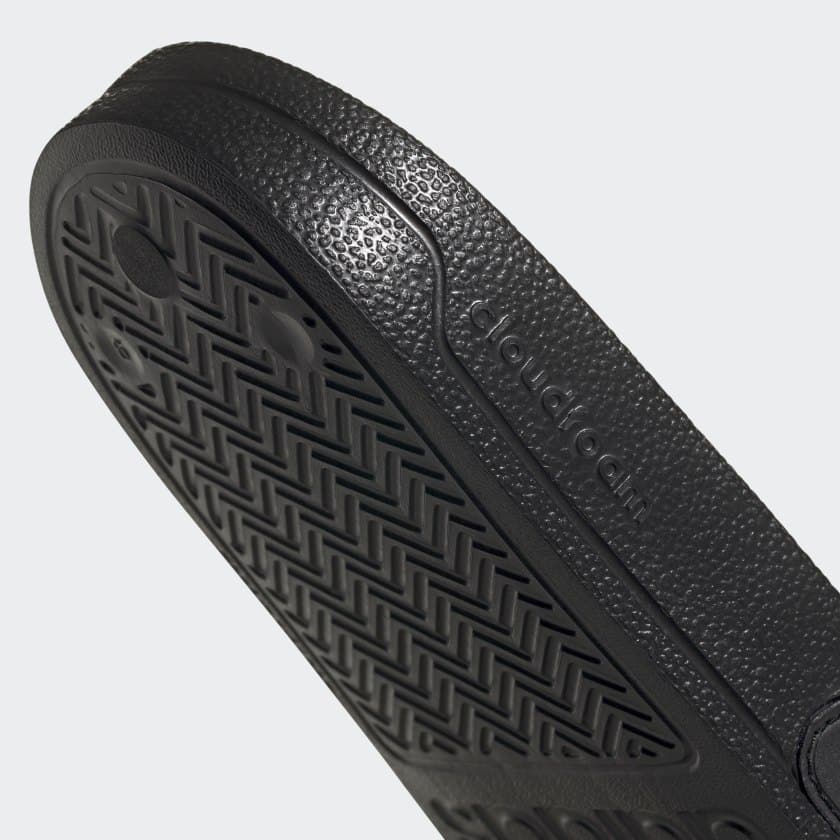Adidas รองเท้าแตะ Adilette Shower Slides | Core Black/Core Black/Core Black ( GZ1013 ) - Image 8
