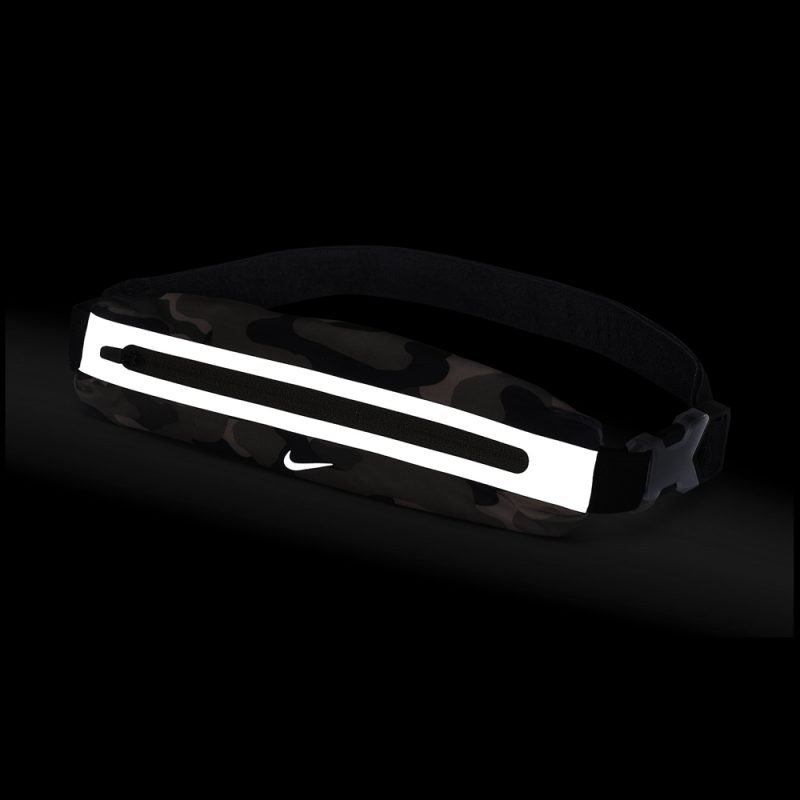 Nike กระเป๋าคาดเอววิ่ง Slim Waistpack 2.0 Printed | Medium Olive/Black/Silver ( N.000.3591.907 ) - Image 3