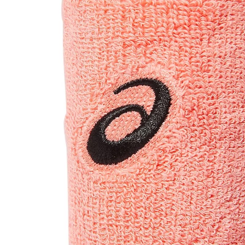 Asics ปลอกรัดข้อมือเทนนิสแบบสั้น Wrist Band | Guava ( 3043A052-700 ) - Image 2