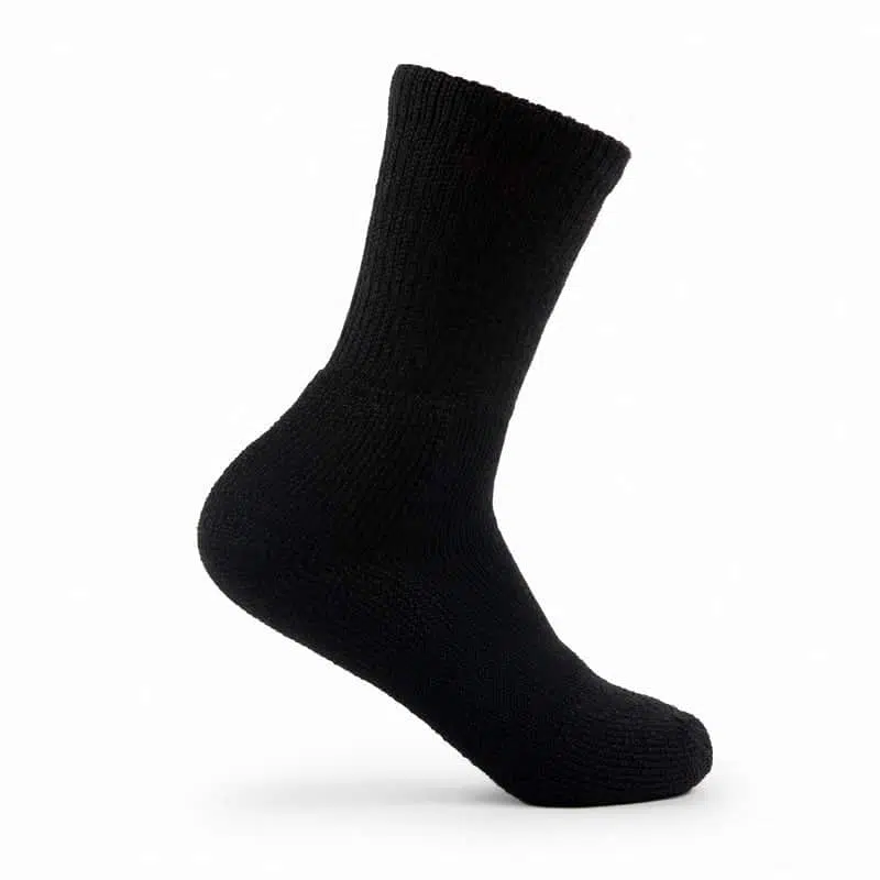 Thorlo ถุงเท้าเทนนิสแบบยาว Maximum Cushion Tennis Crew Socks | Black ( TX13552 )