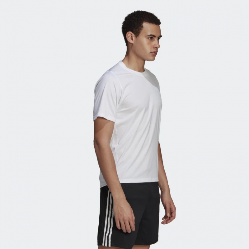 Adidas เสื้อกีฬาผู้ชาย Freelift Ultimate AEROREADY Designed 2 Move Sport Tee | White/Black ( GU2765 ) - Image 4