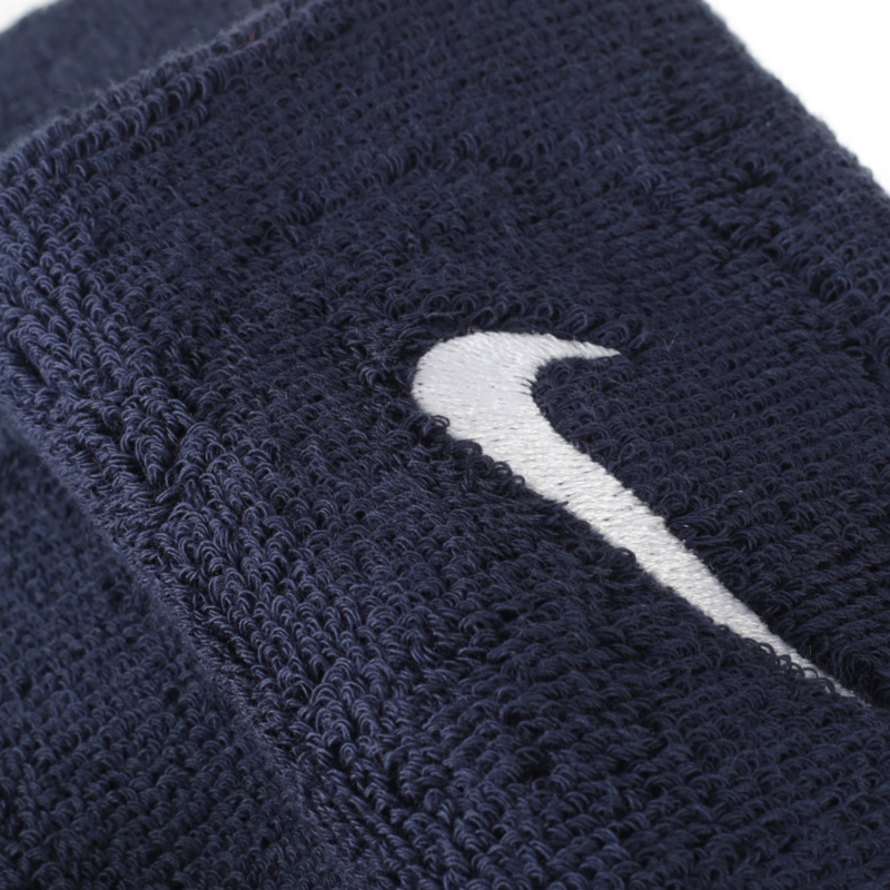 Nike ปลอกรัดข้อมือเทนนิสแบบยาว Swoosh Doublewide Wristbands | Obsidian/White ( N.NN.05.416 ) - Image 11