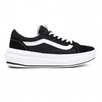 Vans รองเท้าผ้าใบ Old Skool Overt ComfyCush | Black/White ( VN0A7Q5EBA2 )