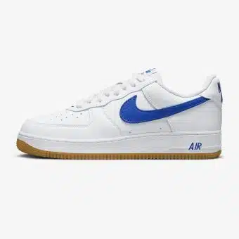 Nike รองเท้าผ้าใบผู้ชาย Air Force 1 Low Retro | White/Gum Yellow/Metallic Gold/Royal Blue ( DJ3911-101 )