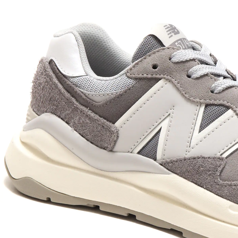 New Balance รองเท้าผ้าใบผู้ชาย 57/40 | Marblehead/Sea Salt/Rain Cloud ( M5740PSG ) - Image 9