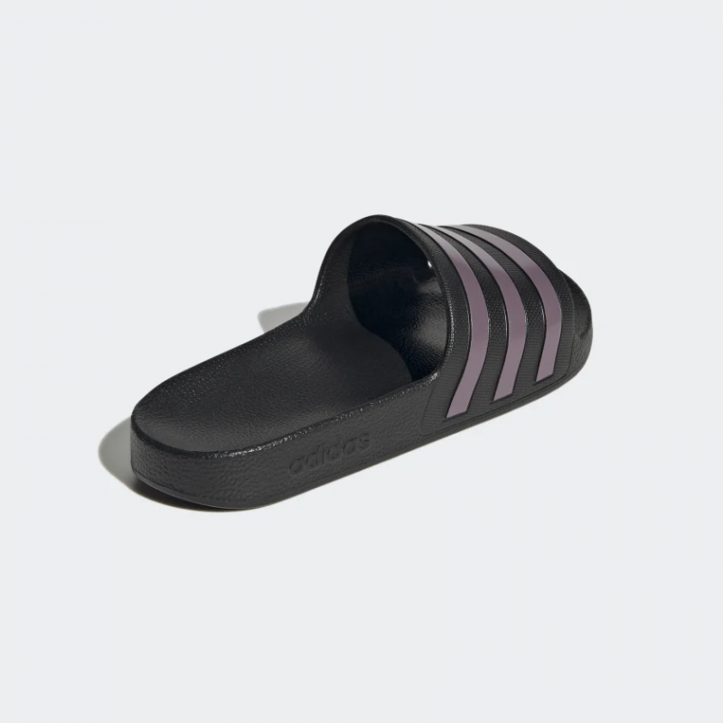 Adidas รองเท้าแตะ Adilette Aqua Slides | Core Black/Matt Purple Met./Core Black ( GX4279 ) - Image 3