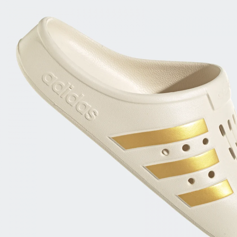 Adidas รองเท้าแตะ Adilette Clogs | Wonder White/Gold Metallic/Wonder White ( GY1827 ) - Image 7