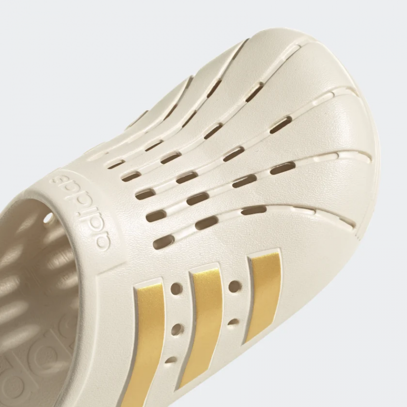 Adidas รองเท้าแตะ Adilette Clogs | Wonder White/Gold Metallic/Wonder White ( GY1827 ) - Image 8