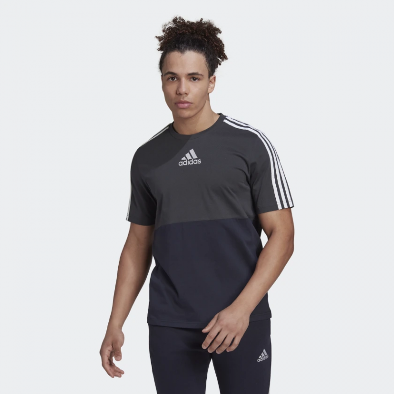 Adidas เสื้อกีฬาผู้ชาย Essentials Colorblock Tee | Carbon/Legend Ink/Black ( HK2881 ) - Image 2