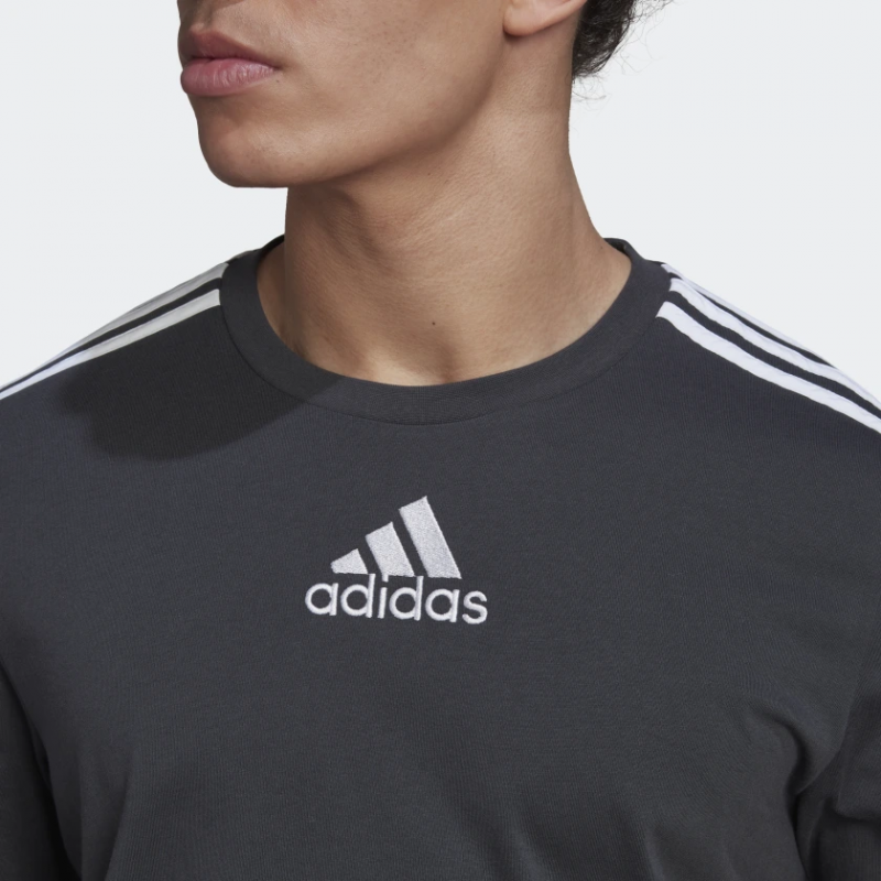 Adidas เสื้อกีฬาผู้ชาย Essentials Colorblock Tee | Carbon/Legend Ink/Black ( HK2881 ) - Image 5