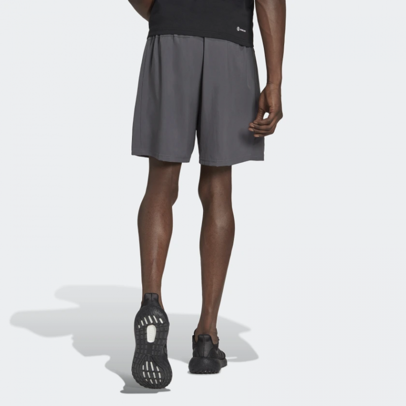 Adidas กางเกงกีฬาขาสั้นผู้ชาย Train Essentials Woven Training Shorts | Grey Five/Black ( IC6978 ) - Image 4