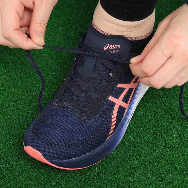 Asics รองเท้าวิ่งผู้หญิง Magic Speed 2 | Indigo Blue/Papaya ( 1012B274-401 ) - Image 8
