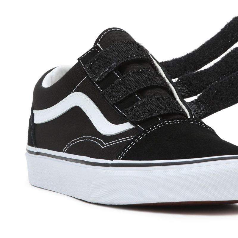 Vans รองเท้าผ้าใบ Old Skool V Suede Canvas | Black/True White ( VN0A3D29OIU ) - Image 8