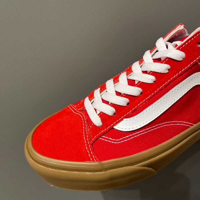 Vans รองเท้าผ้าใบ Style 36 Gum | Red ( VN0A54F6RED ) - Image 11