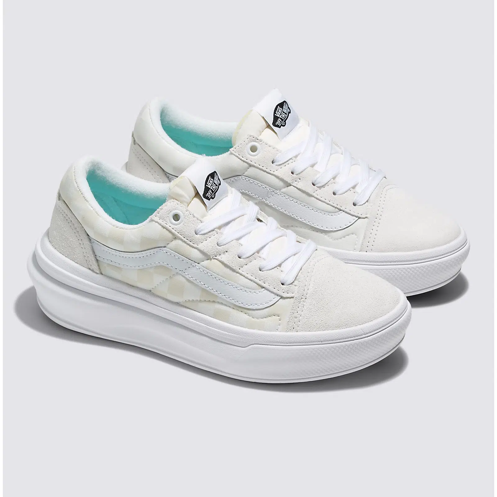 Vans รองเท้าผ้าใบ Old Skool Overt ComfyCush Checkerboard | White/Checkerboard ( VN0A7Q5ETDC ) - Image 11