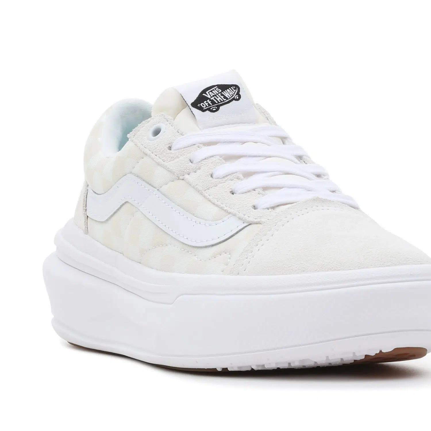 Vans รองเท้าผ้าใบ Old Skool Overt ComfyCush Checkerboard | White/Checkerboard ( VN0A7Q5ETDC ) - Image 7
