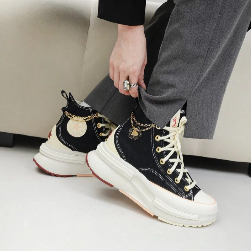 Converse รองเท้าผ้าใบผู้หญิง Run Star Legacy Valentines Day Hi | Black/Egret/Back Alley Brick ( A05137CS3BKXX ) - Image 14