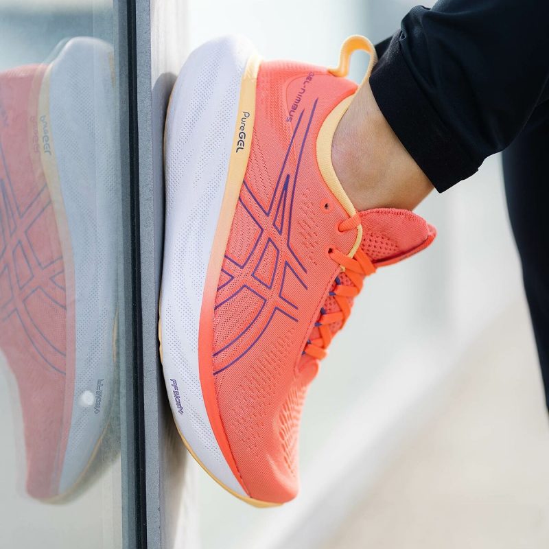 Asics รองเท้าวิ่งผู้หญิง Gel-Nimbus 25 (D) Wide | Papaya/Dusty Purple ( 1012B437-700 ) - Image 12