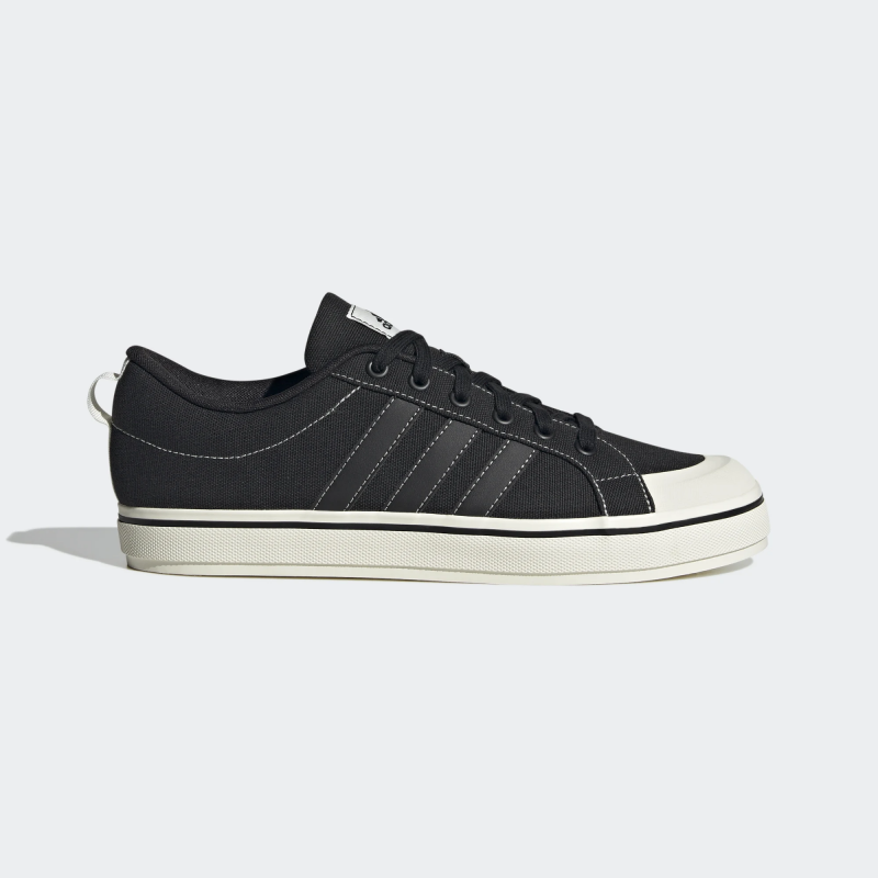 Adidas รองเท้าผ้าใบผู้ชาย Bravada 2.0 Lifestyle Skateboarding Canvas | Core Black/Core Black/Off White ( HP6020 )