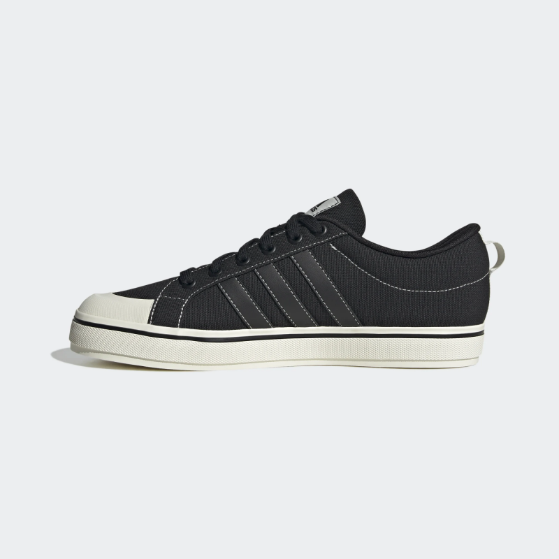 Adidas รองเท้าผ้าใบผู้ชาย Bravada 2.0 Lifestyle Skateboarding Canvas | Core Black/Core Black/Off White ( HP6020 ) - Image 4
