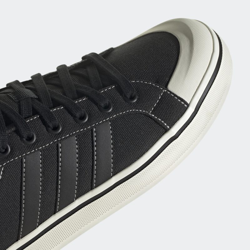Adidas รองเท้าผ้าใบผู้ชาย Bravada 2.0 Lifestyle Skateboarding Canvas | Core Black/Core Black/Off White ( HP6020 ) - Image 8