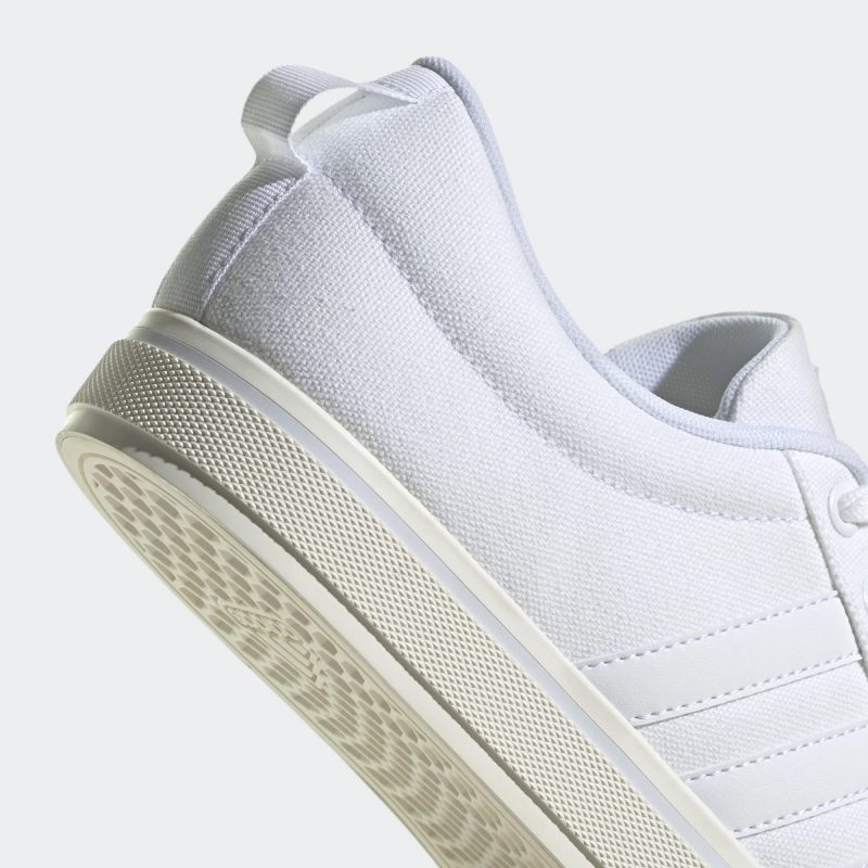 Adidas รองเท้าผ้าใบผู้ชาย Bravada 2.0 Lifestyle Skateboarding Canvas | Cloud White/Cloud White/Chalk White ( HP6021 ) - Image 7