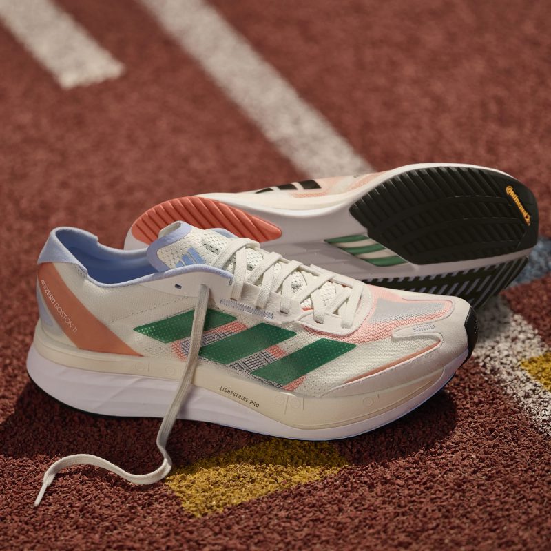 Adidas รองเท้าวิ่งผู้หญิง Adizero Boston 11 | White Tint/Court Green/Coral Fusion ( HQ3697 ) - Image 10