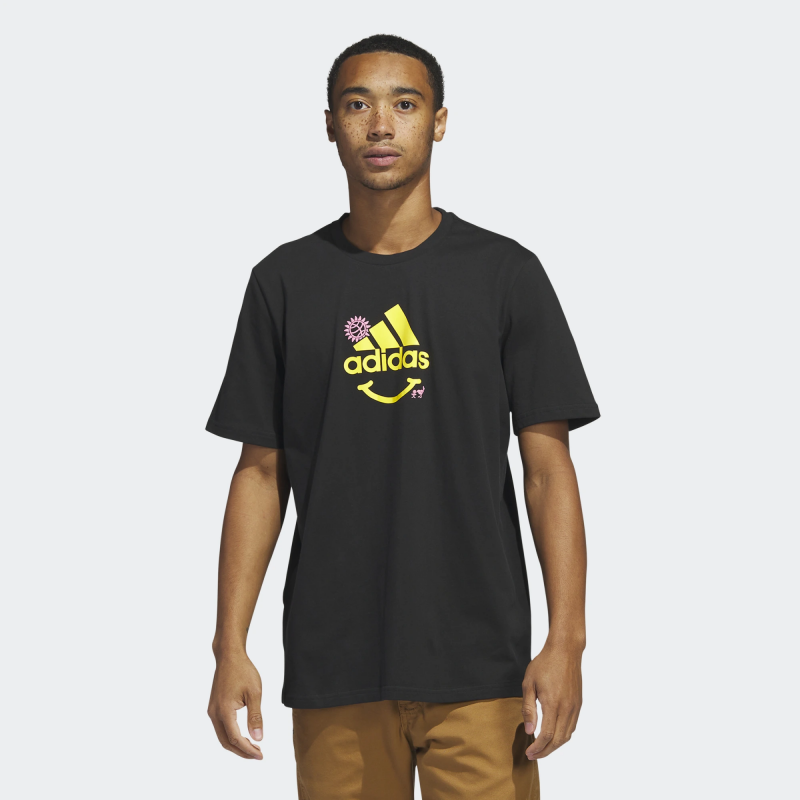 Adidas เสื้อยืดผู้ชาย Change Through Sports Graphic Tee | Black ( IC1674 ) - Image 2