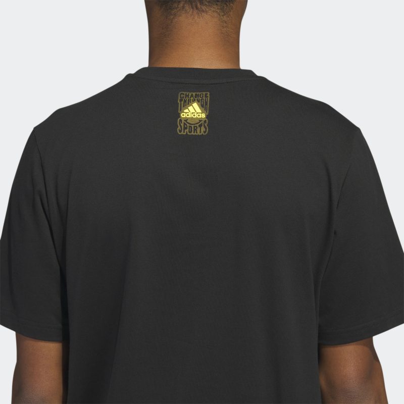 Adidas เสื้อยืดผู้ชาย Change Through Sports Graphic Tee | Black ( IC1674 ) - Image 6