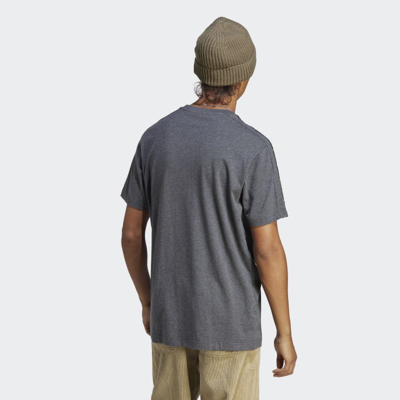 Adidas เสื้อกีฬาผู้ชาย Essentials Single Jersey 3-Stripes Tee | Dark Grey Heather/Black ( IC9344 ) - Image 3