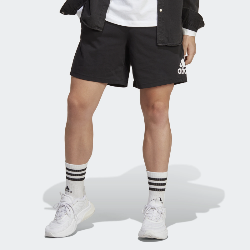 Adidas กางเกงกีฬาขาสั้นผู้ชาย Essentials Logo Shorts | Black/White ( IC9375 ) - Image 2