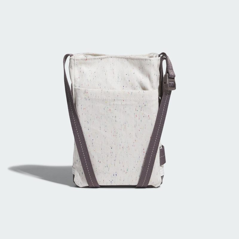 Adidas กระเป๋าสะพายข้าง Must Haves Seasonal Small Bag | Off White ( IK4782 ) - Image 2