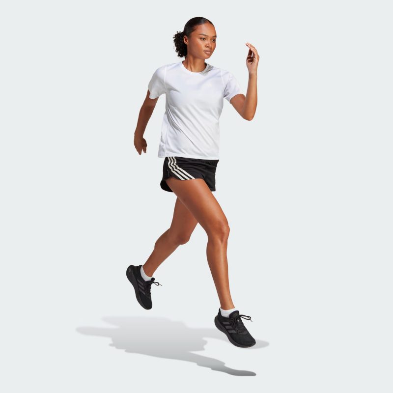 Adidas กางเกงกีฬาขาสั้นผู้หญิง Run Icons 3-Stripes Low Carbon Running Shorts | Black ( HR9862 ) - Image 4