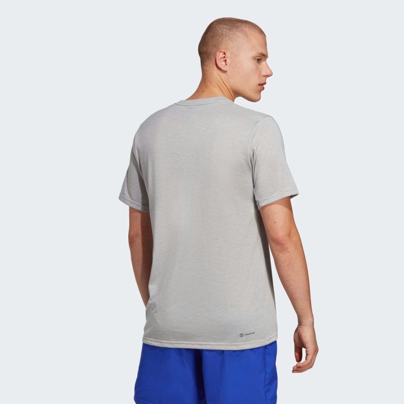 Adidas เสื้อกีฬาผู้ชาย Train Essentials Comfort Training Tee | Medium Grey Heather/White/Black ( IC7424 ) - Image 3